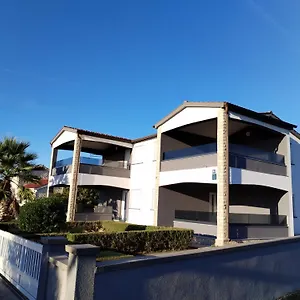 Apartman Duda, Vir